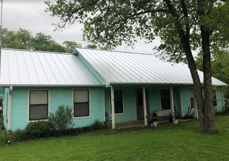 How Much Does It Cost To Repair A Roof